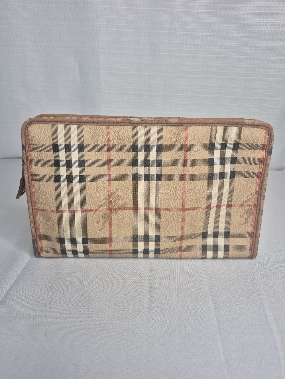 Burberrys Nova Check Plaid Tan Pouch UNISEX COA - Picture 4 of 13